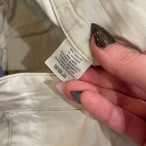 Faherty Light Tan Flat Front Shorts - Picture 8 of 8